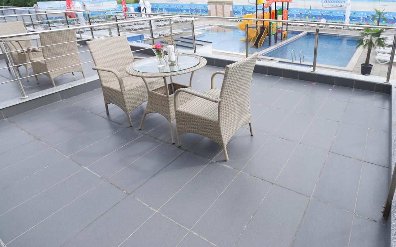 Meliss Events Hotell Craiova Exteriör bild