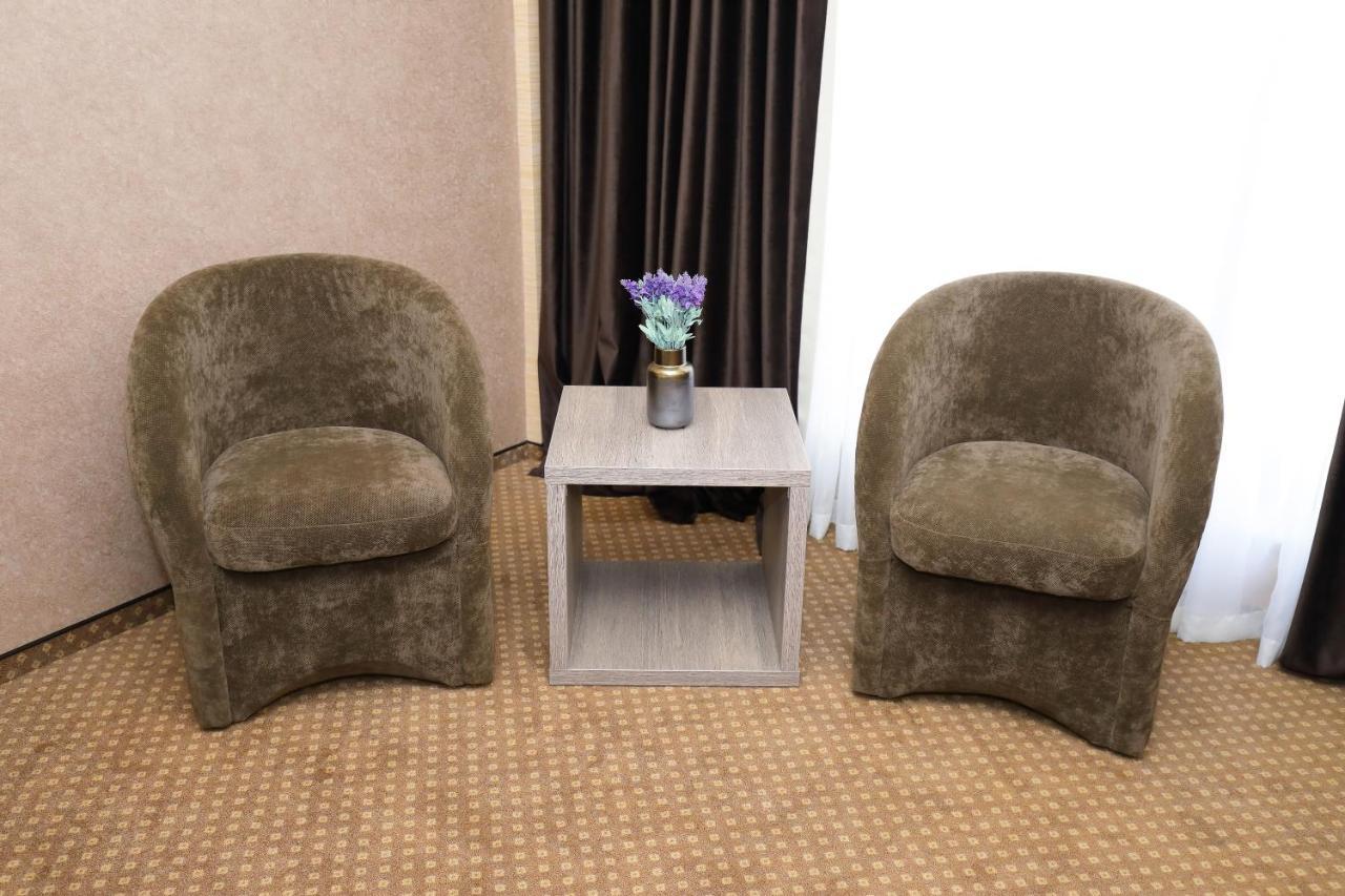 Meliss Events Hotell Craiova Exteriör bild