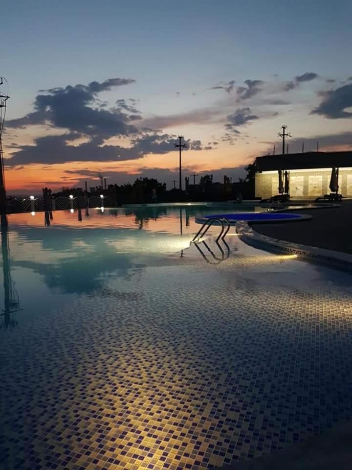Meliss Events Hotell Craiova Exteriör bild